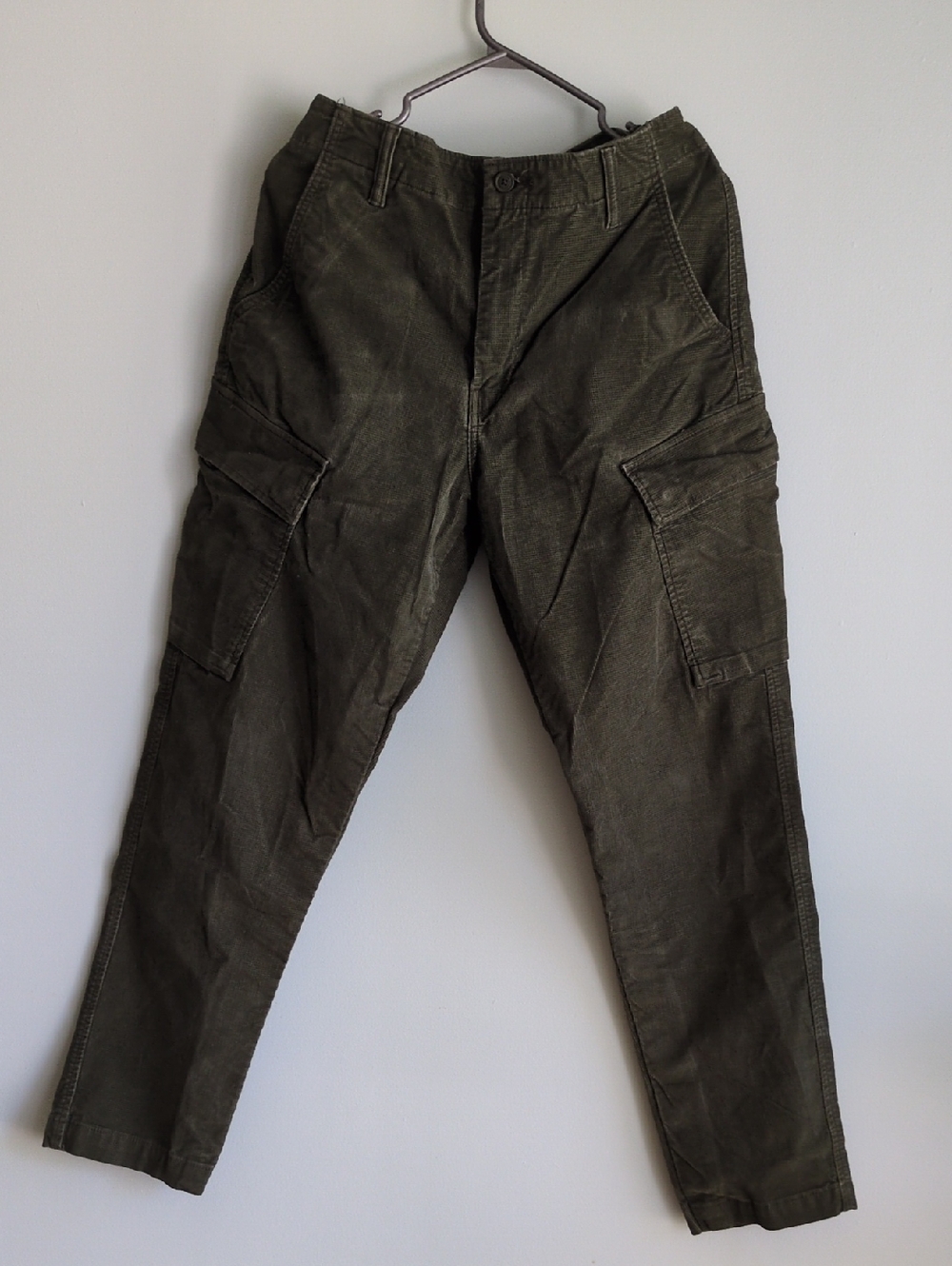 Levi's Olive Green Cargo Pants with Flap Pockets